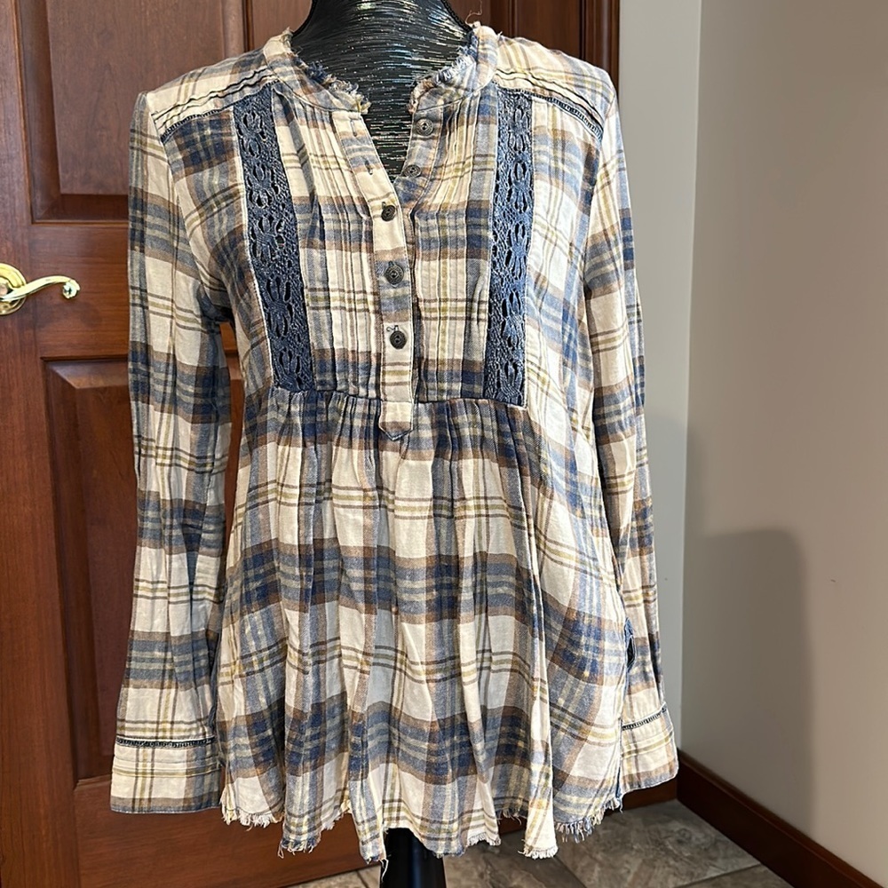 Flannel pleated button up long sleeve top